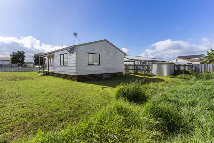 74 Maplesden Drive Clendon Park_21