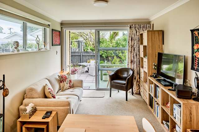 4/238 Muritai Road Eastbourne_2