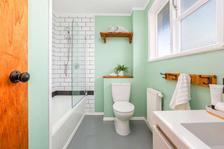 19A Kekerenga Street Strathmore Park_12