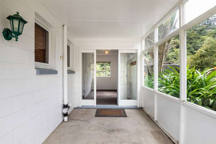 73 Haruru Road Tahekeroa_13