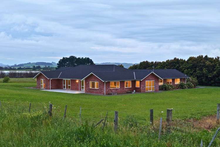 379a Aka Aka Road Puni_2