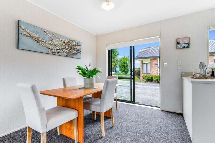 64 Brymer Road Grandview Heights_23