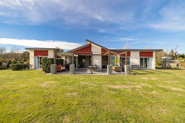 Lifestyle on the edge of Rolleston