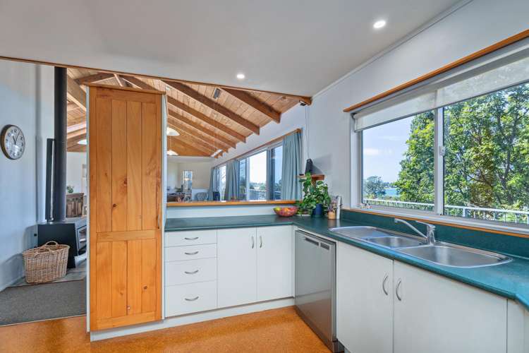 105 Main Road Tairua_11