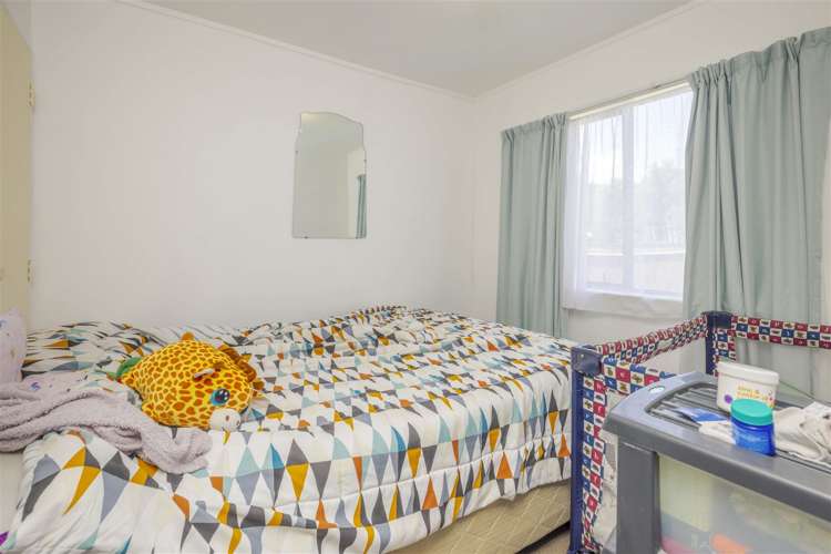 1/10 Hatherley Place Clendon Park_5