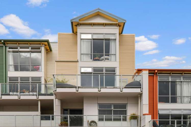 10 Fallowfield Avenue_0