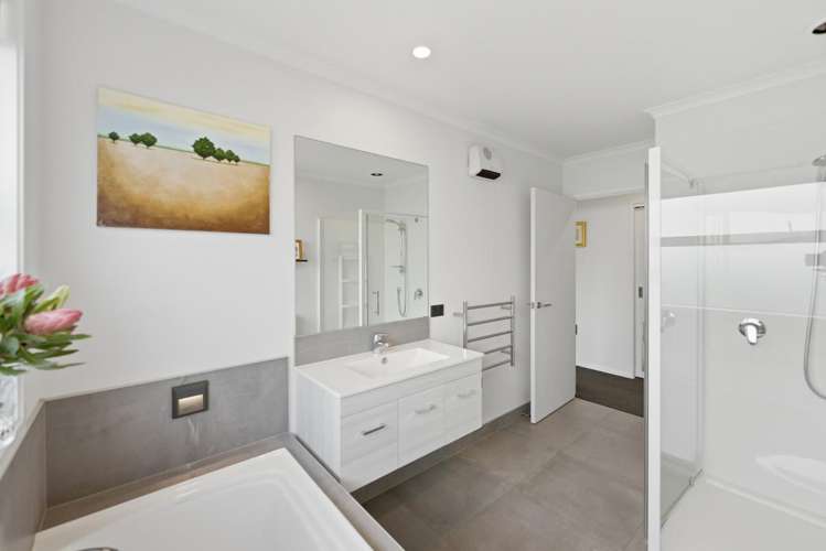 26 Jules Crescent Bell Block_17