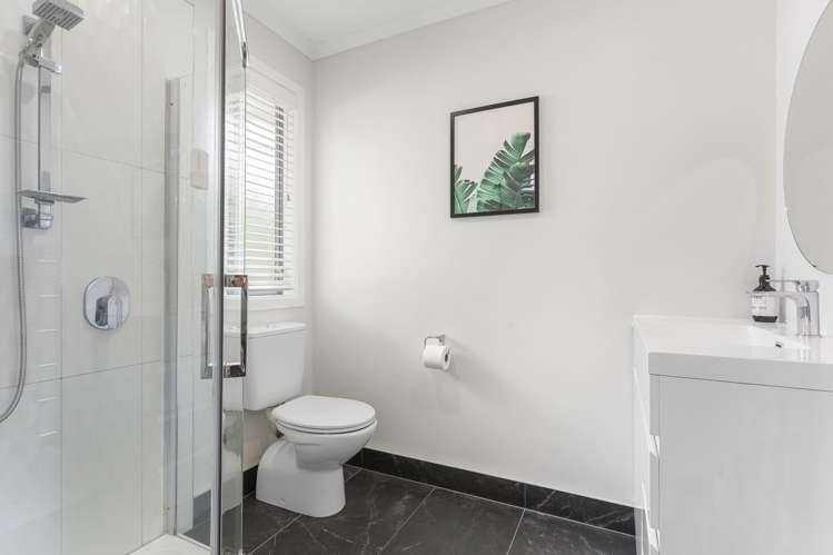 4 Braebank Lane Te Atatu South_13