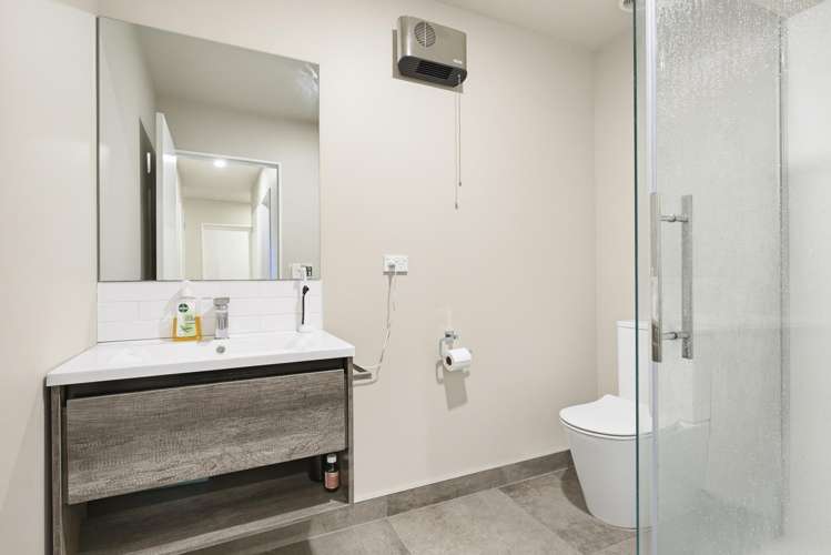 10 Ashfield Grove Churton Park_11