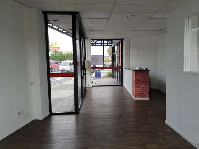 3053 Great North Road New Lynn_3