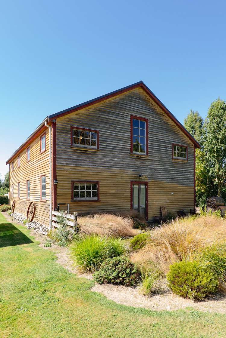 49 Stott Drive Darfield_21