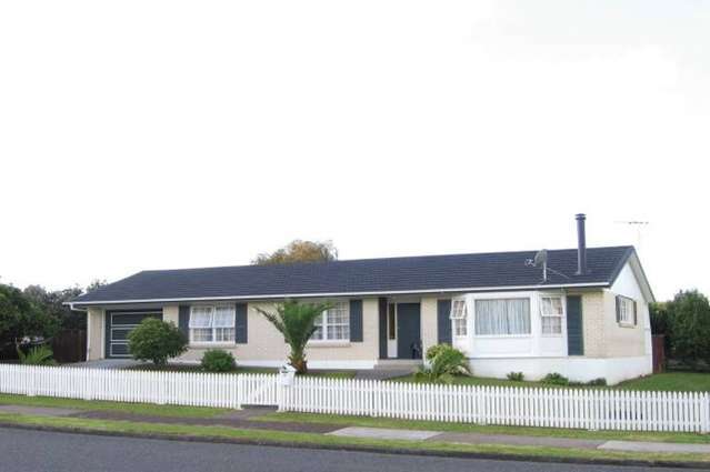 3-BEDROOM IN SUNNYHILLS