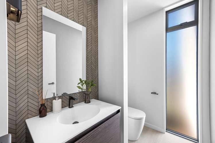 7 Oakbridge Boulevard Marshland_19