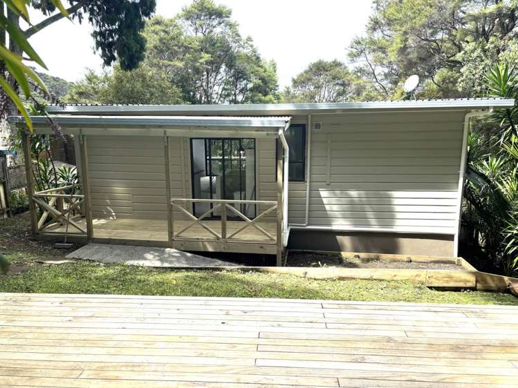 211 Laingholm Drive Laingholm_14