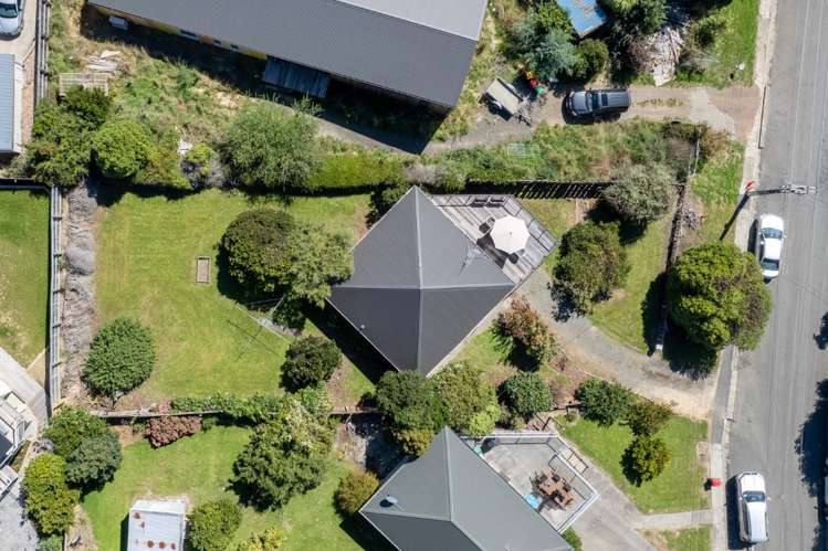 24 Selwyn Avenue Akaroa_7