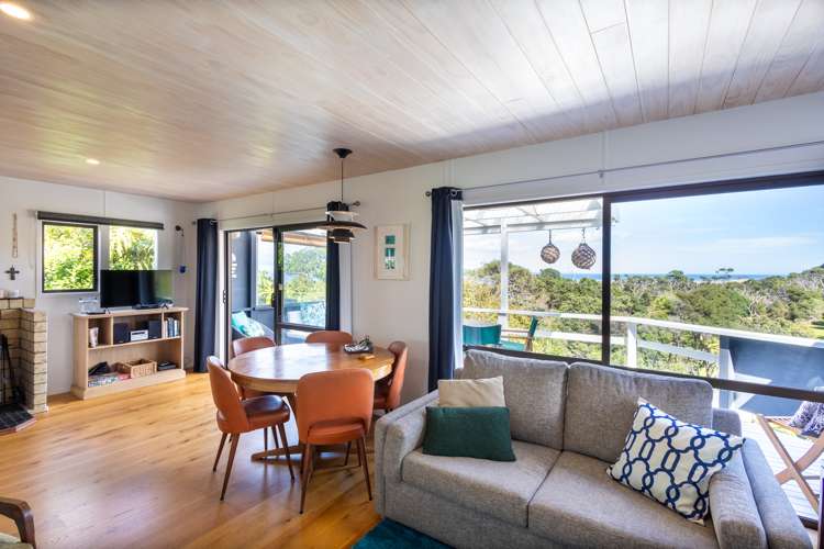 6569 Pouto Road Pouto_6