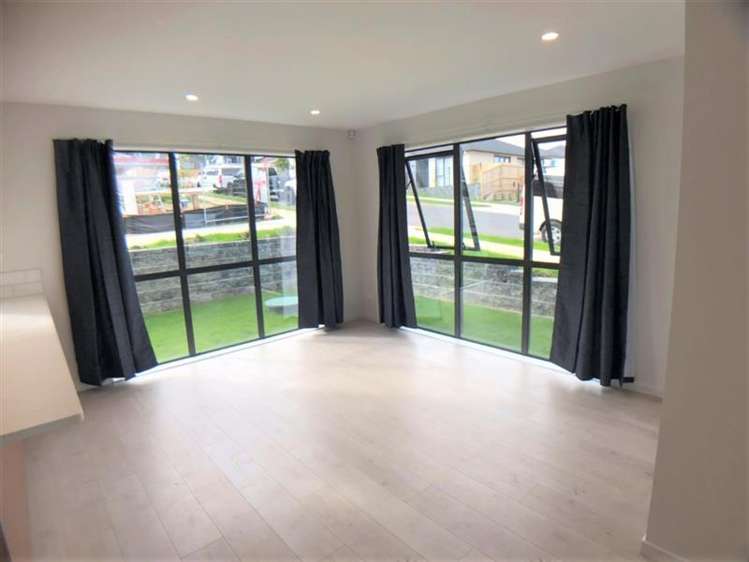 19 Mamuku Drive Massey_6