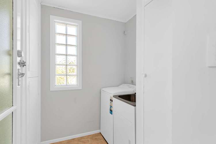 84 Great North Road Saint Johns Hill_25