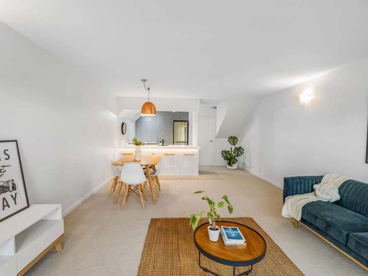 5/17 Devon Street Sydenham_17