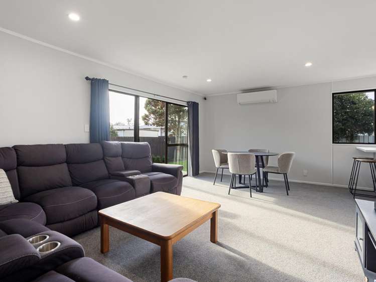 52B Lloyd Drive_3