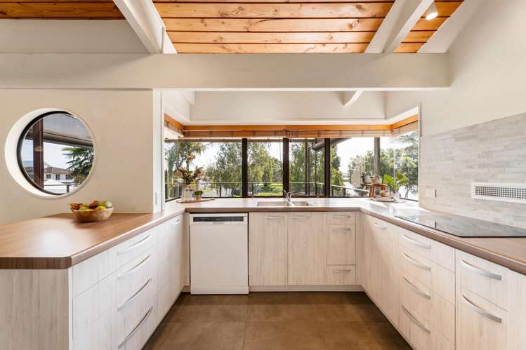 68 Maxwells Road Otumoetai_6