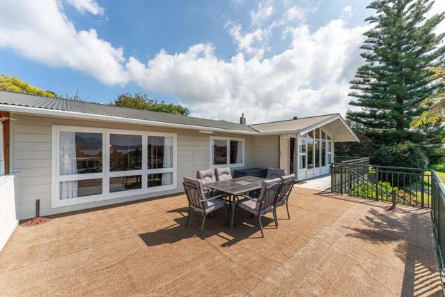 8 Earle Place Acacia Bay_4