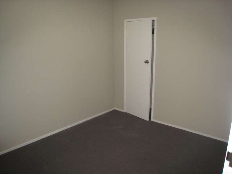 9/4 Inkerman Street Onehunga_16