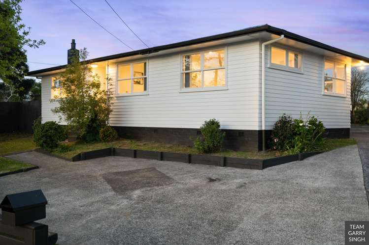 34 Antrim Crescent Otara_33