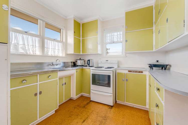 806 Whangaparaoa Road Manly_12