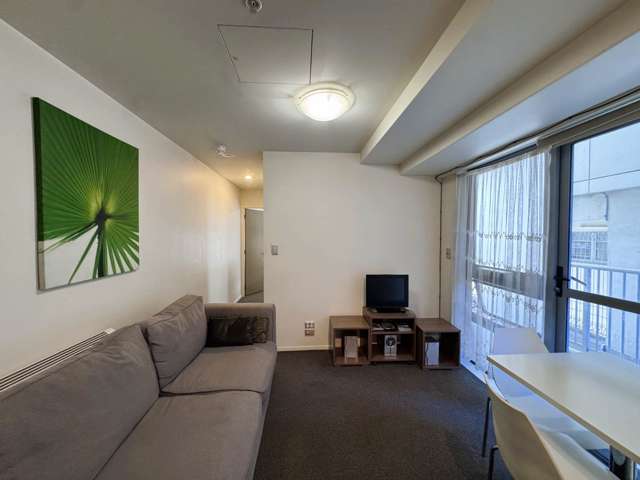 1D/8 White Street City Centre_2