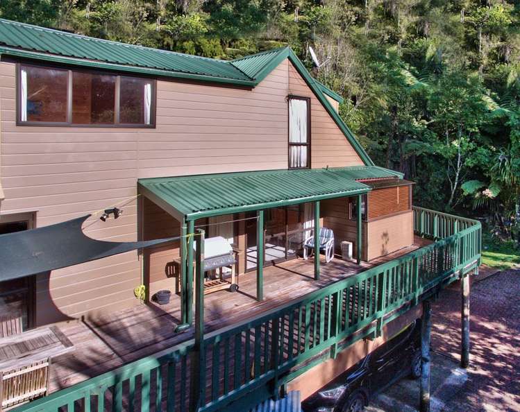 37 Longfellow Parade Glen Eden_21