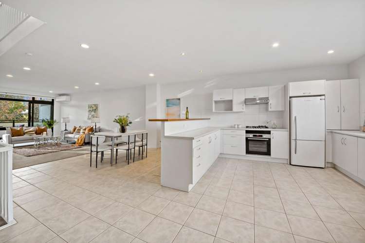 54B/130 Great South Road_2