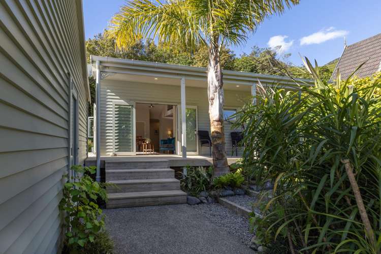 19 Kakariki Grove Waikanae_2