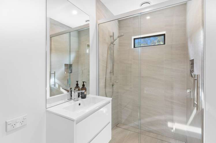 7 Dodds Crescent Otaki Beach_21