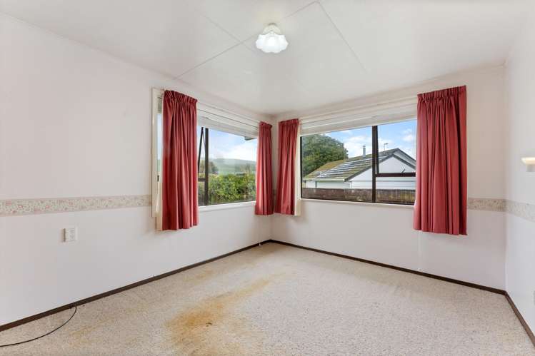 8 Tudor Road Pahiatua_12