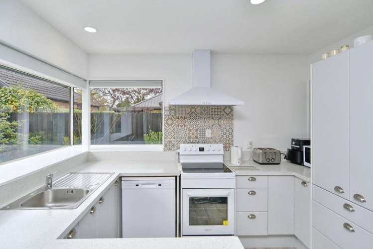 2/43 Kedleston Drive Avonhead_9