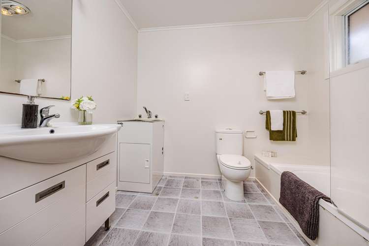 2/67a Alfred St Onehunga_9