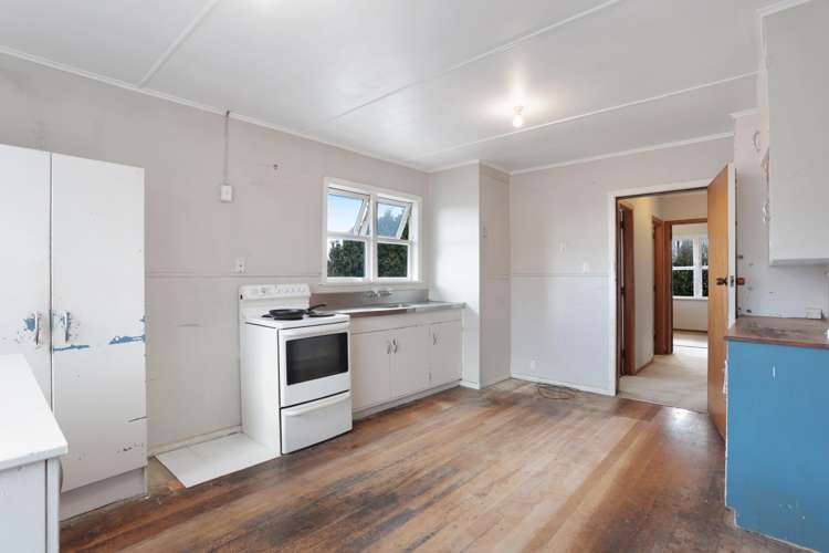 53 Tiroroa Avenue Te Atatu South_6