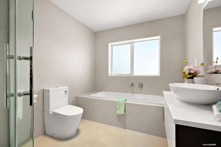 10a Dalwhinnie Parade Highland Park_11