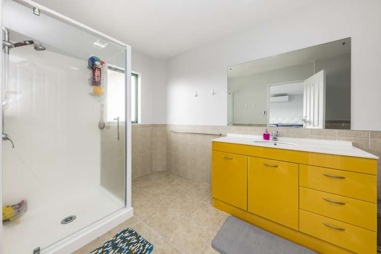 38 Maypark Crescent Flat Bush_13