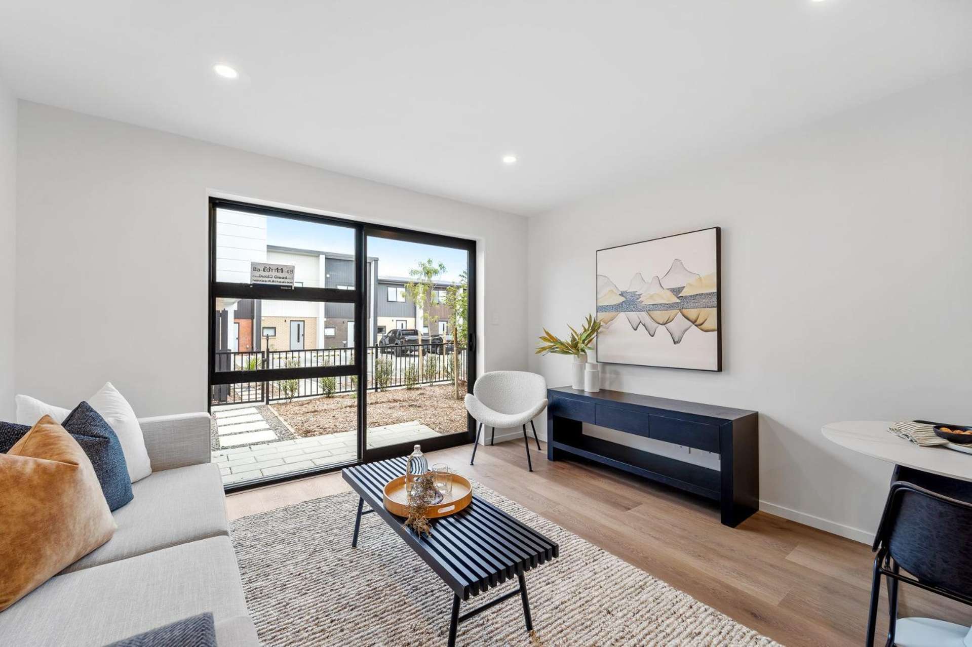 339 Glengarry Road Glen Eden_0