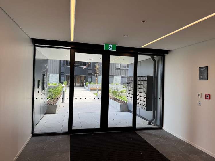 602R/11B Spring Street Onehunga_16