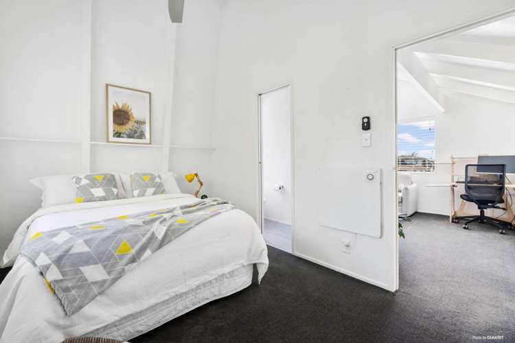 2/10 Trident Place Cockle Bay_10