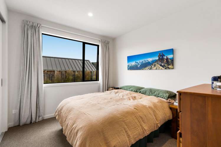 18 Robrosa Street Wanaka_13