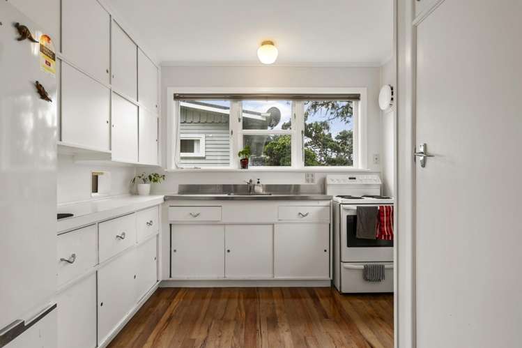 34 Silverbirch Grove Churton Park_8