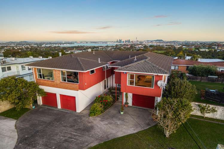 89 and 89A Pupuke Road Northcote_13