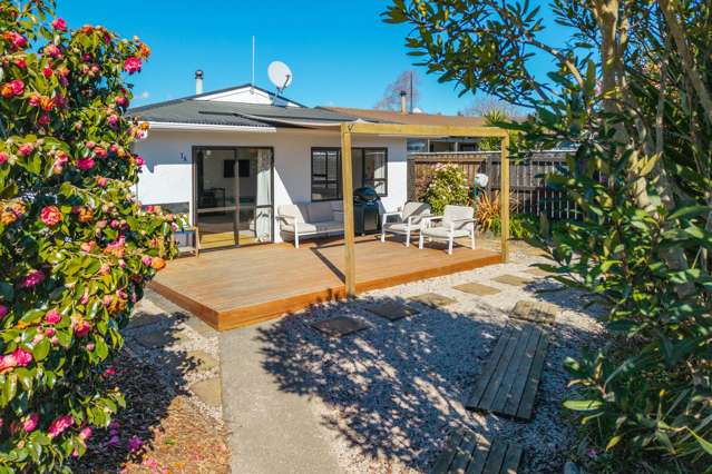 1a Lord Auckland Road Wakefield_1