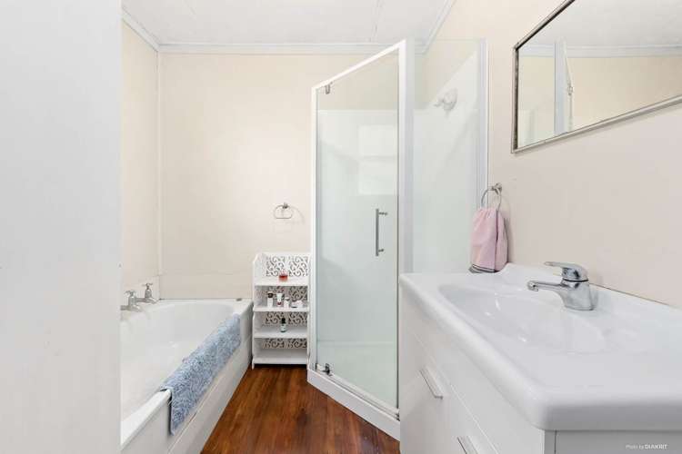 28 Coral Crescent Panmure_9