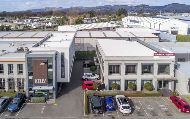 Complex with recruitment and law firms’ offices in Riccarton