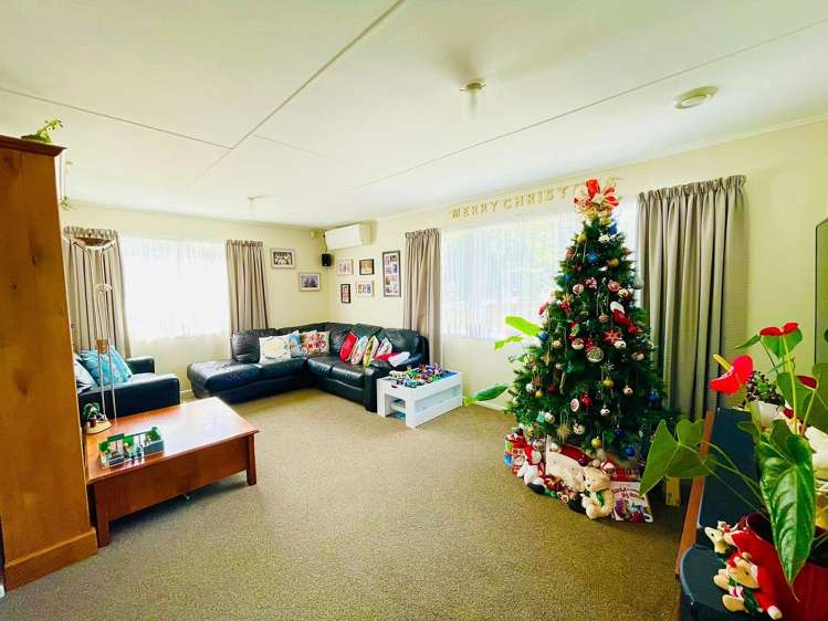 90 Mohaka Street Wainuiomata Lower Hutt City Houses for Rent